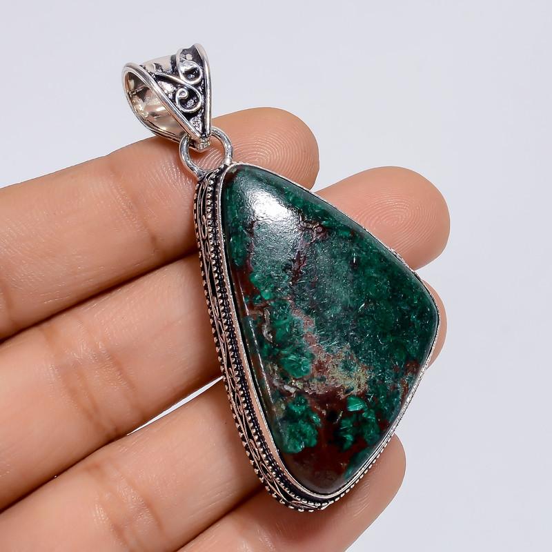 

Handmade Gold-Plated Link Pendant for Wife with Secure Clasp and Timeless Design 7-8