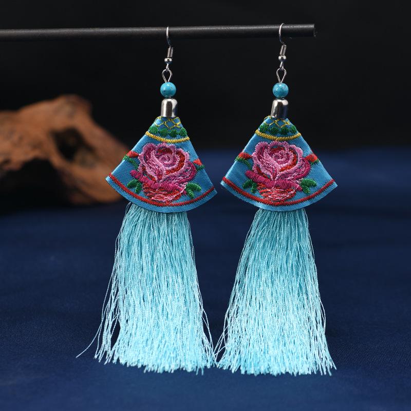 Embroidery fabric tassel earrings long retro flowers Yunnan Lijiang dance performance women's cheongsam earrings