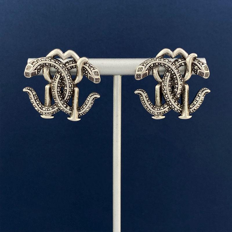 Double Snake Retro Design Stud Earrings American Hip Hop Dark Cool Snake Animal Earrings Men And Women