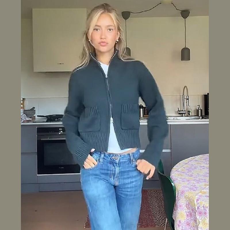 Women's Spring/Autumn Slim-Fit Zippered Stand-Up Collar Knit Cardigan with Pockets