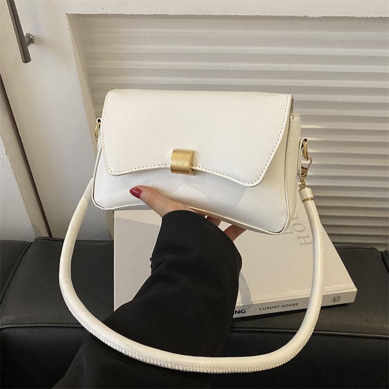 Bag Women's 2025 New Fashion Commuter Bag Versatile Shoulder Crossbody Bag Niche Premium Baguette Bag Underarm Bag