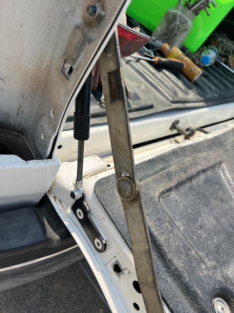 Arc cu gaz pentru hayon Toyota Hilux 2015-2023 pentru Camionetă GUN125 Revo