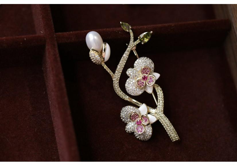 Bo Xin Yun Freshwater Pearl Plum Blossom Brooch for Women - Elegant, Unique Suit Accessory