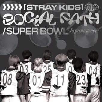 CD STRAY KIDS  Social Path  Superbowl Japanese V ESCL5874 Epic 2023 Japan KPopAsia Used
