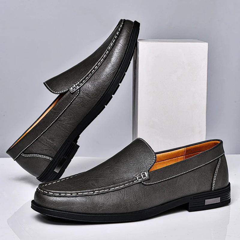 Fashion Italian New Casual Bean Shoes Men Casual Luxury Brand Genuine Leather Loafers Men Breathable Boat Shoes Slip on Driving Shoes