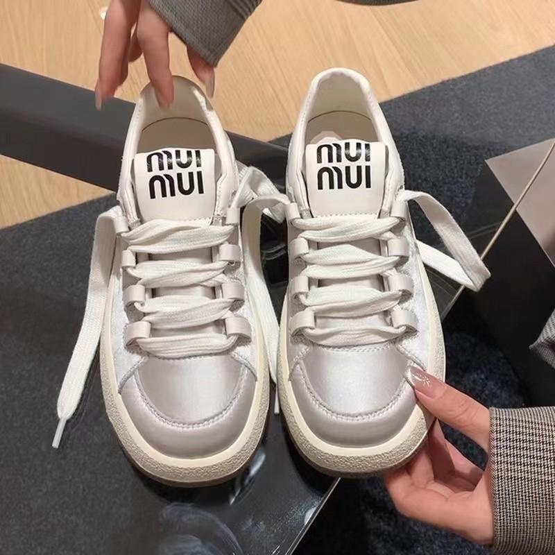 

Атласные повседневные туфли на толстой подошве, женские новые шелковые кроссовки, атласные белые туфли на шнуровке для женщин 35 серебряный