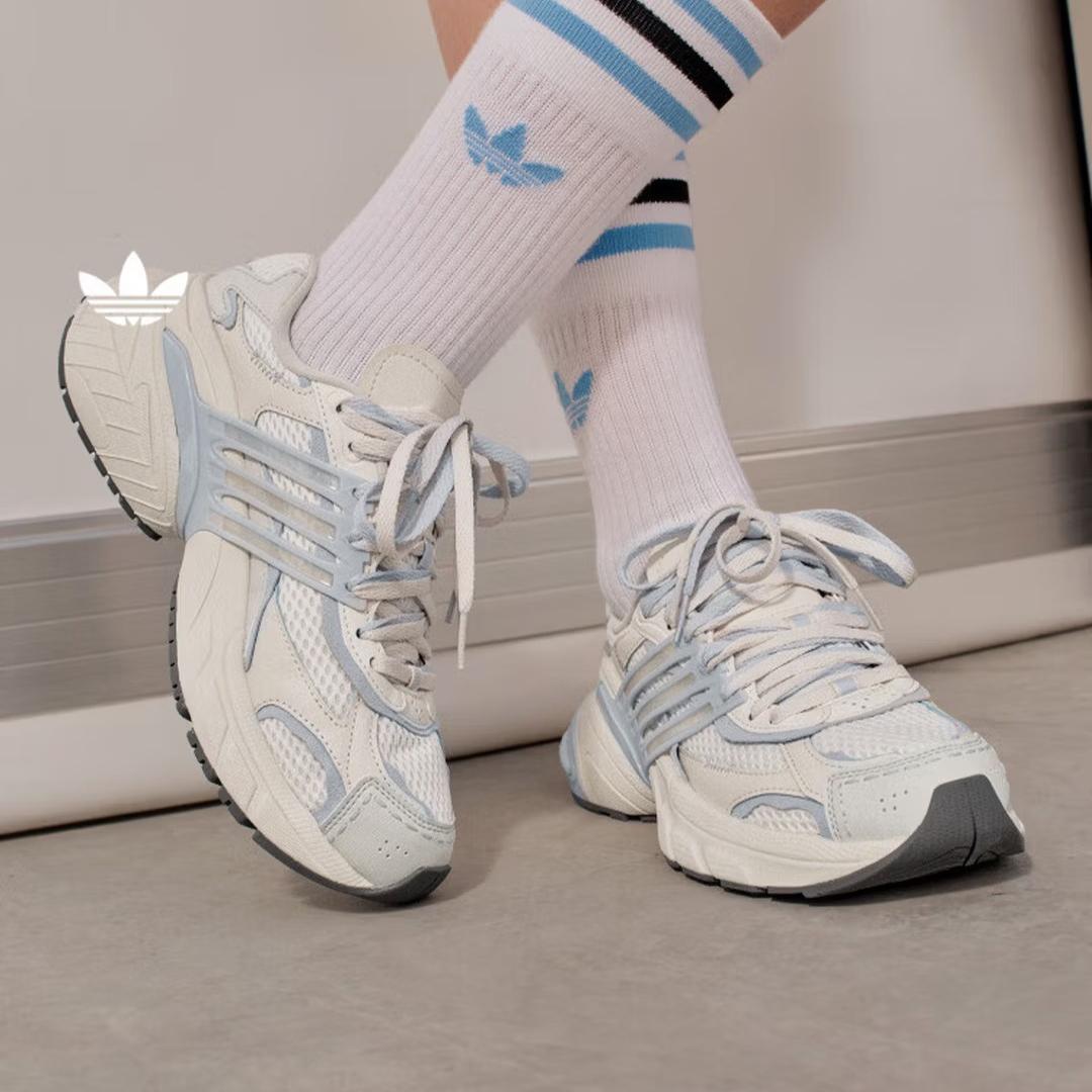 

Adidas ADISTAR XLG Толстоподошвенные Папины Кроссовки Adidas Trifolia JR7003 48 слоновая кость