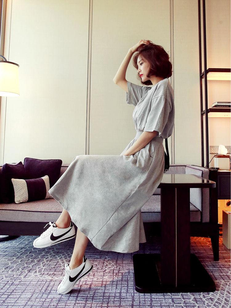 Černé letní šaty v korejském stylu s vysokým pasem 2024 – krátké rukávy, kulatý výstřih, velký lem