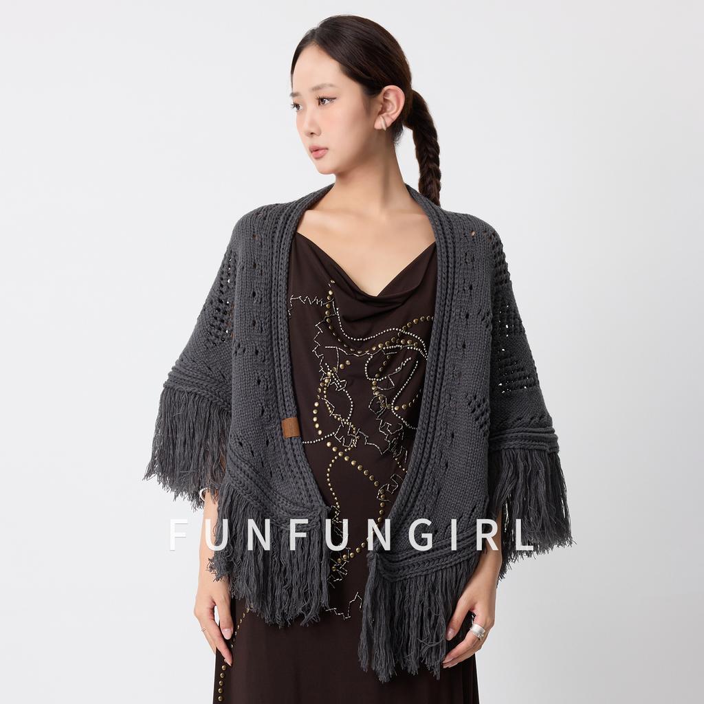 Hand-crocheted triangular fringed shawl retro style hollow design versatile fashion warm street women