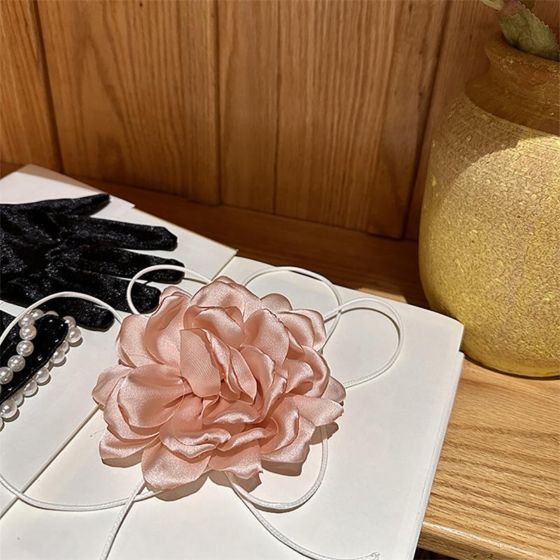 Exaggerated Big Rose Flower Clavicle Chain Necklace Adjustable Bowknot Choker
