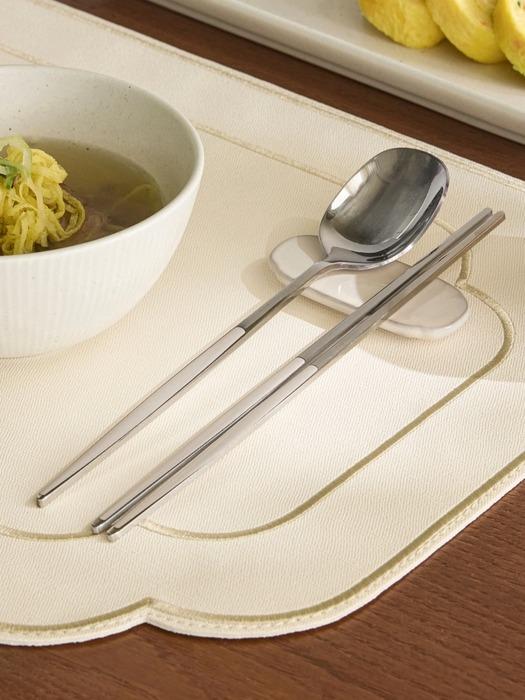 

casamia shine cutlery set_ ivory ivory