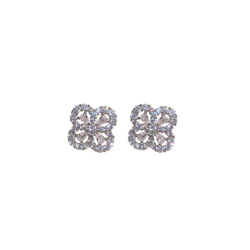Silver Needle Zircon Flower Stud Earrings - Light Luxury Style, Fashionable, High-End Sense