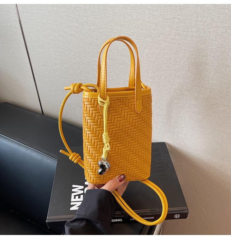 Beliebte gewebte Handy-Tasche Nische neue Handtasche Frauen ausgehen bequeme Umhängetasche