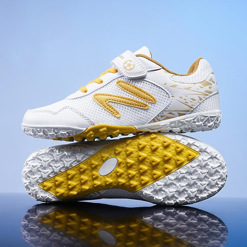 New children's football shoes lace-free low-top broken nails student game sports shoes youth anti-skid training shoes