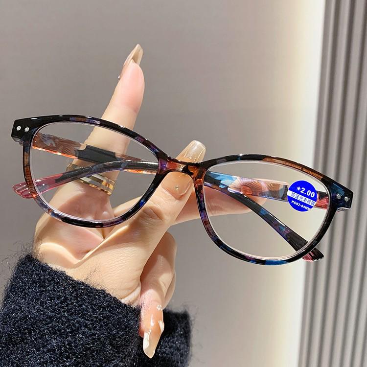 European & American Fashion Pattern Reading Glasses: Stylish Flower Jade Design, High-Definition Lens, Elegant PC Jelly Bag Included