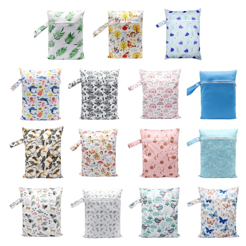 Compact & Lightweight Baby Diaper Bag Cute Cartoon Print Wet Dry Nappy Storage Bag with Handle for Fashionable Parents