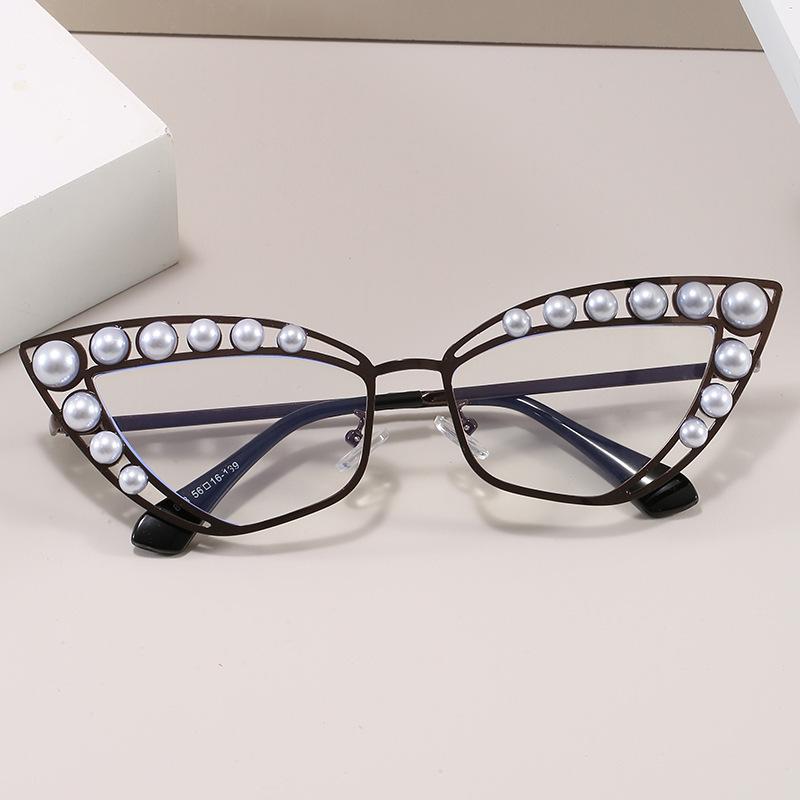 European American Style Women Sunglasses Cat Eye Shape Pearl Decoration Women'S Sun Glasses New Stylish Woman Glasses