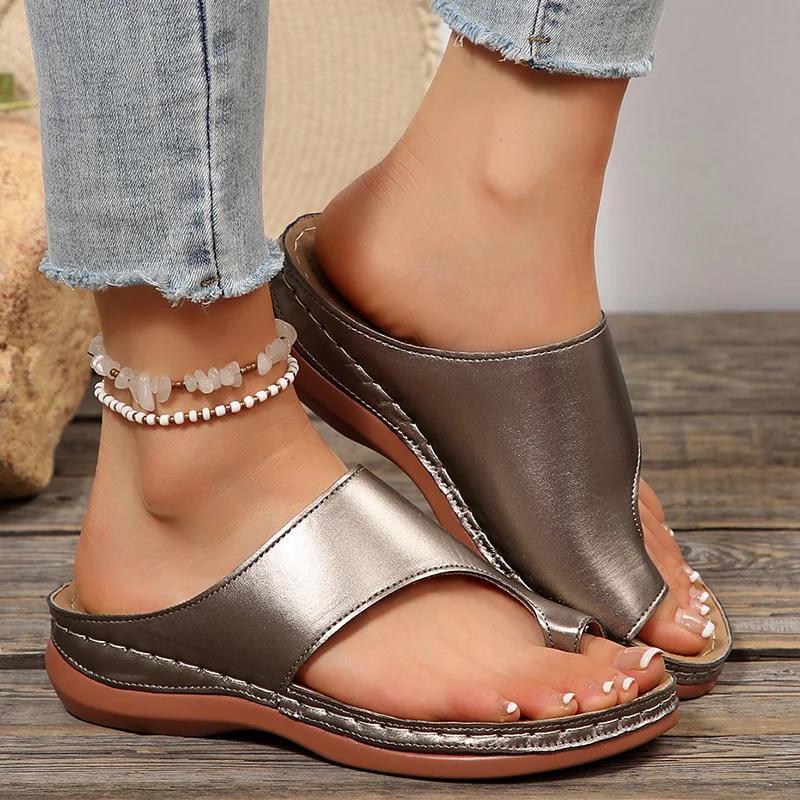 Fashion Gold Slip Toe Soft Sole Sandals Women Summer 2025 Comfortable Platform Casual Slides Woman Pu Leather Plus Size Flat Slippers