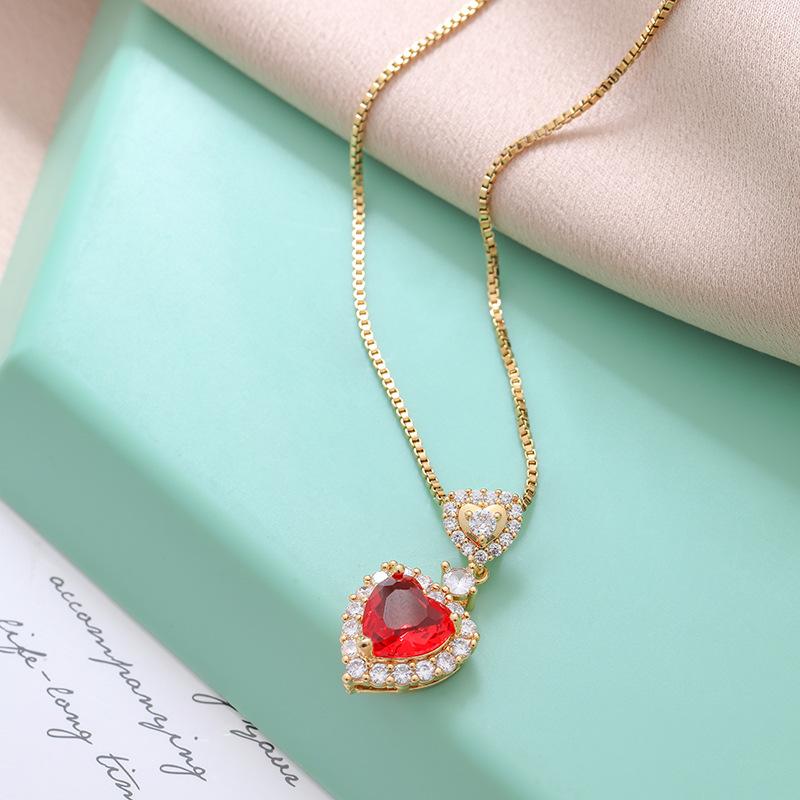 Micro-Inlaid Love Red Zircon Creative, Niche Design Style Cute Fashion Necklace Pendant