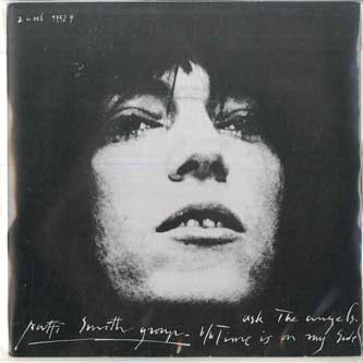 

7inch Record PATTI SMITH GROUP - Ask The Angels / Time Is On My Side 2C00698529 ARISTA 1977 France Rock Used