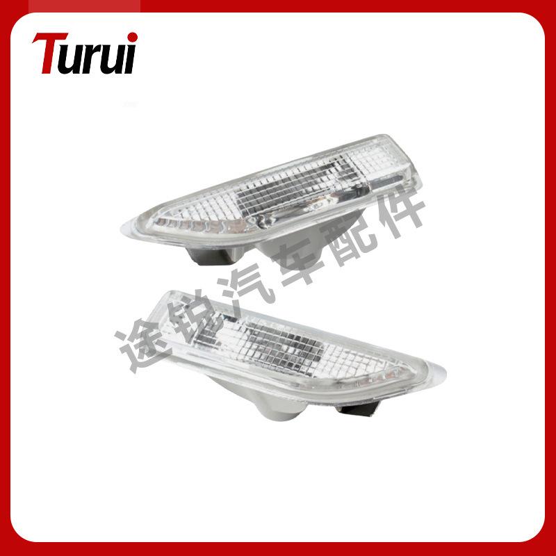 Front Bumper Side Light for 2016-2021 BMW F60: Turn Signal Reflector 63137406369