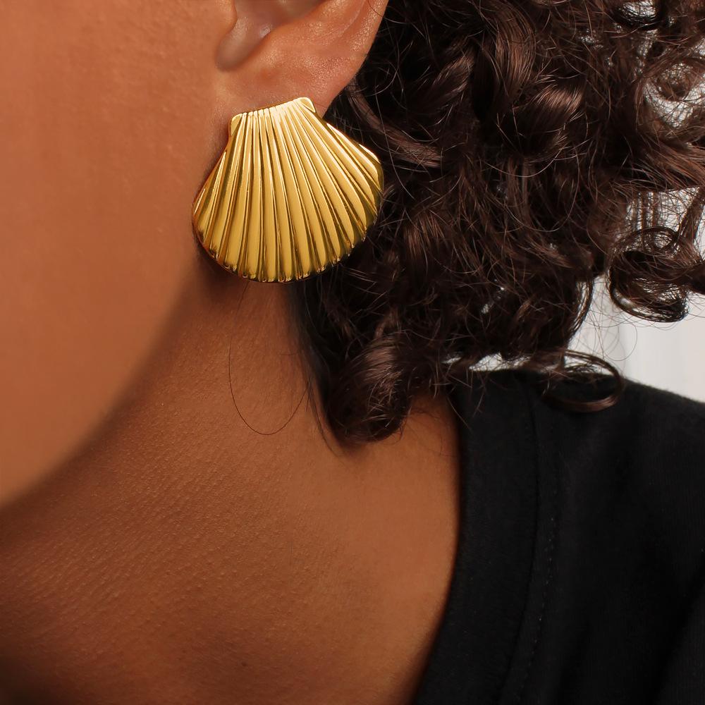 Sommer-Ozean-Serie: 18K Gold Edelstahl Muschel Ohrstecker - Damen Mehrere Stile