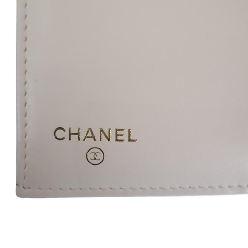 Chanel AP0232_B33352_10601 Bifold Geldbörse weiß Damen