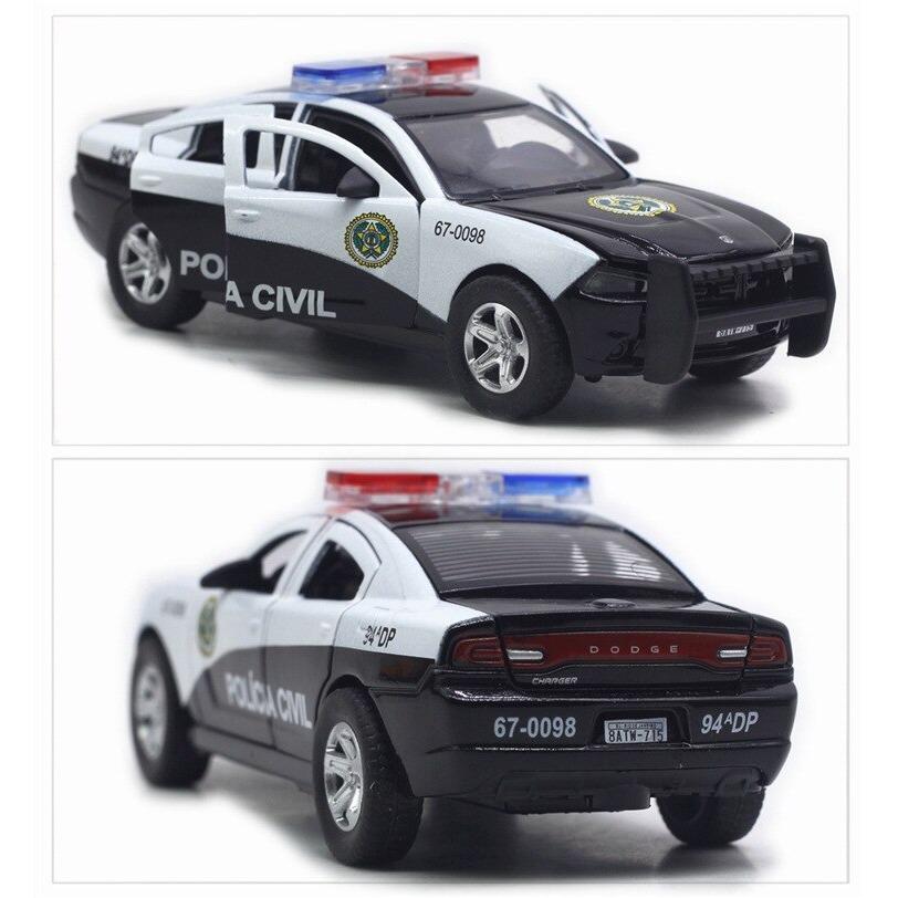 1/32 Alaşım Dodge Şarj Cihazı Polis Araba Modeli Döküm ve Oyuncak Araçlar Simülasyon Ses ve Işık Geri Çekin Koleksiyon Oyuncaklar Çocuklar Hediye