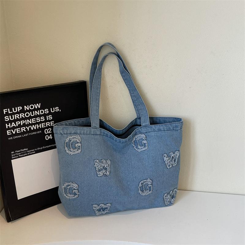 Spring New Niche Design Large Capacity Bag 2025 Fashion Trend Armpit Bag Women's Shoulder Tote Bag