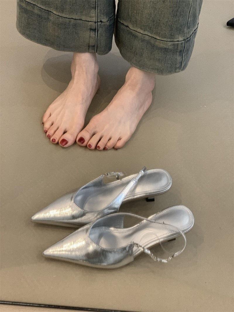 

Знаменитые туфли на высоком каблуке весенне-летнего темперамента элегантные со стразами с острым носком с неглубоким вырезом на тонком каблуке с сумкой на носке пустые сандалии 40 серебряный