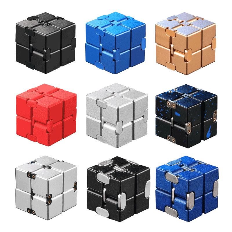 Cube Infini en Alliage Métallique Jouet Décompression Doigt pour Adultes