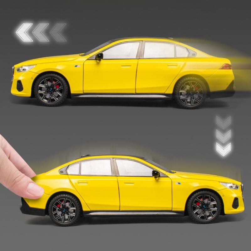 1:24 530Li The 5 Luxury Sedan Alloy Diecast Car Model Sound & Light Children's Toys Birthday Gifts For Little Boy