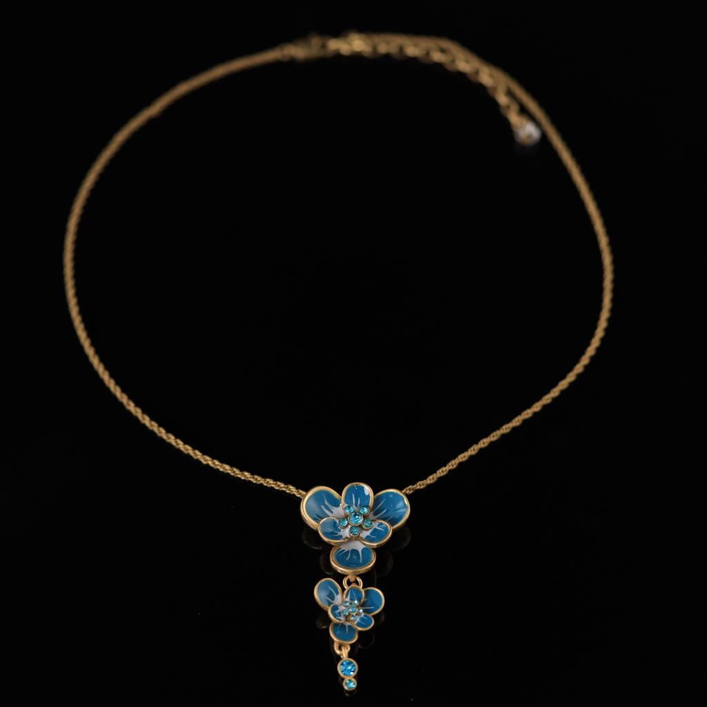 Medieval 25 Winter French Retro Suit Collection Temperament Premium Copper Alloy Stud Earrings Necklace