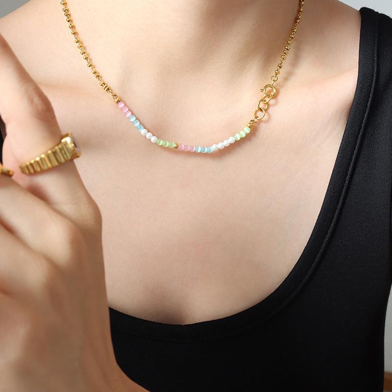 Women s Versatile Gold-Plated Titanium Necklace with Cat s Eye Stone & Imitation Pearl Beads