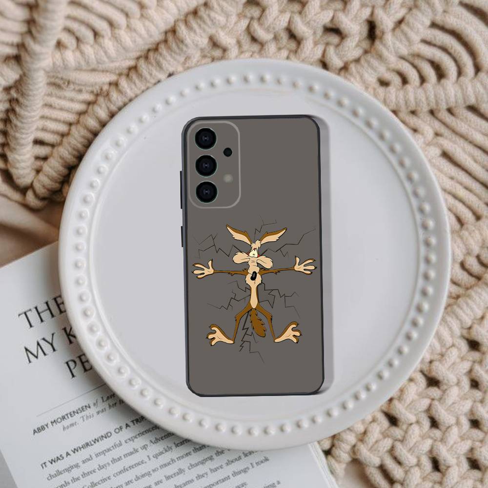Road R-Runner Willy C-Coyote Phone Case For Samsung Galaxy A73,31,32,72,41,53,52,71,22,5G,Note,J7,8,9 Soft Black Cover
