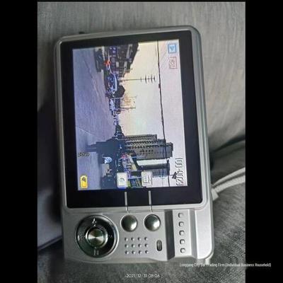 Ψηφιακή Κάμερα Ρετρό σε Στυλ TikTok: Φορητή Κάμερα Υψηλής Ευκρίνειας σε Στυλ Παλιού Παιχνιδιού για Φωτογραφία