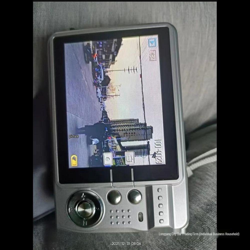 TikTok-Style Retro Digital Camera: Vintage Toy-Like High-Definition Portable Camera for Photography