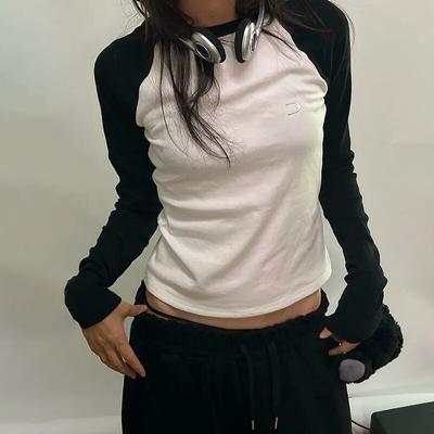 2KWEIRD Grunge Patchwork T-shirt 90s Vintage Embroidery Tshirt Japanese Harajuku Slim Long Sleeve Tee Shirt Korean Streetwear