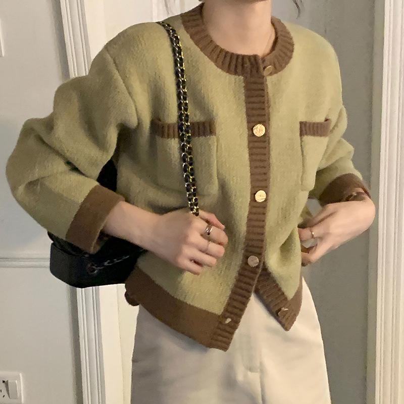 

Color-Block Loose Outer-Wear Knit Cardigan: Women s Autumn Winter Korean-Style Gentle Sweet Sweater Coat One Size оливковый
