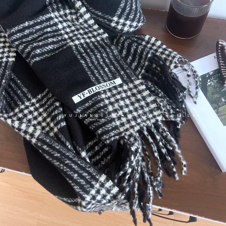 Korean Sea Salt Blue White Retro British Plaid Scarf Women's Shawl New Autumn and Winter Couple Warm Scarf