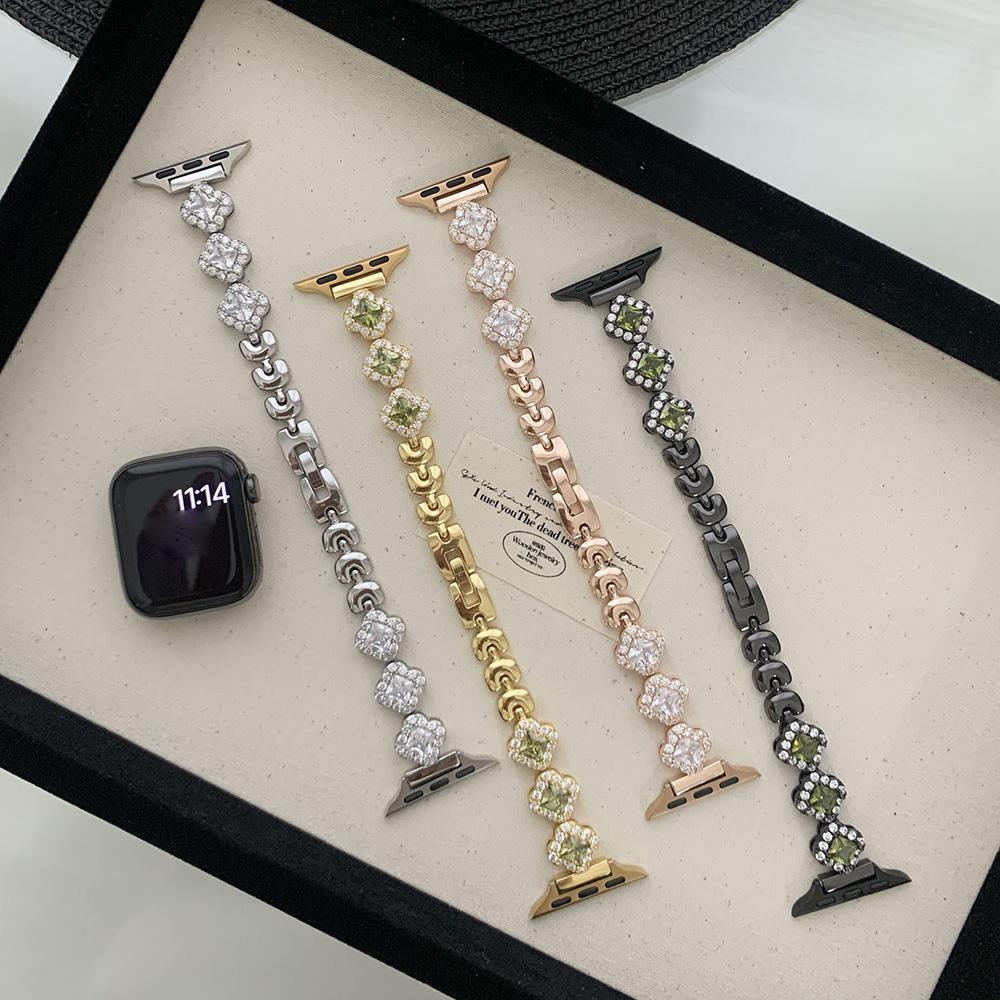 Four Leaf Clover Strap for Apple Watch Series 10 42mm/9 8 7 41mm/SE (2023) SE (2022) SE 6 5 4 40mm/3 2 1 38mm Zinc Alloy Band