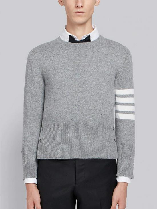 TB Jesień/Zima Unisex Sweter Dzianinowy z Okrągłym Dekoltem i Trzema Guzikami