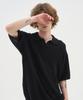 BLOND9 Soft Texture Open Collar Short Sleeve Knit_Black