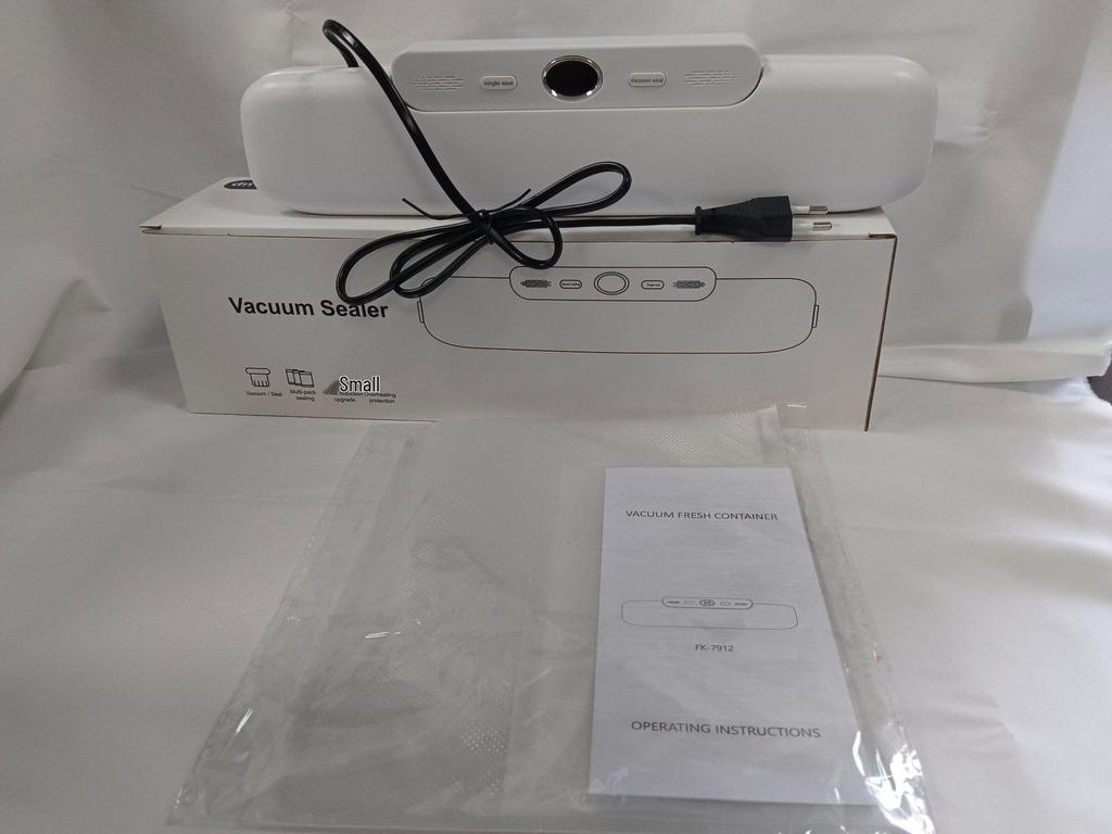 Fully Automatic Vacuum Sealing Machine for Food Preservation and Packaging