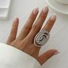 Übertriebenes Persönlichkeitsdesign Metall Faltbare Perlenringe für Damen Retro Geometrischer Kreis Blatt Öffnung Finger Schmuck Zubehör