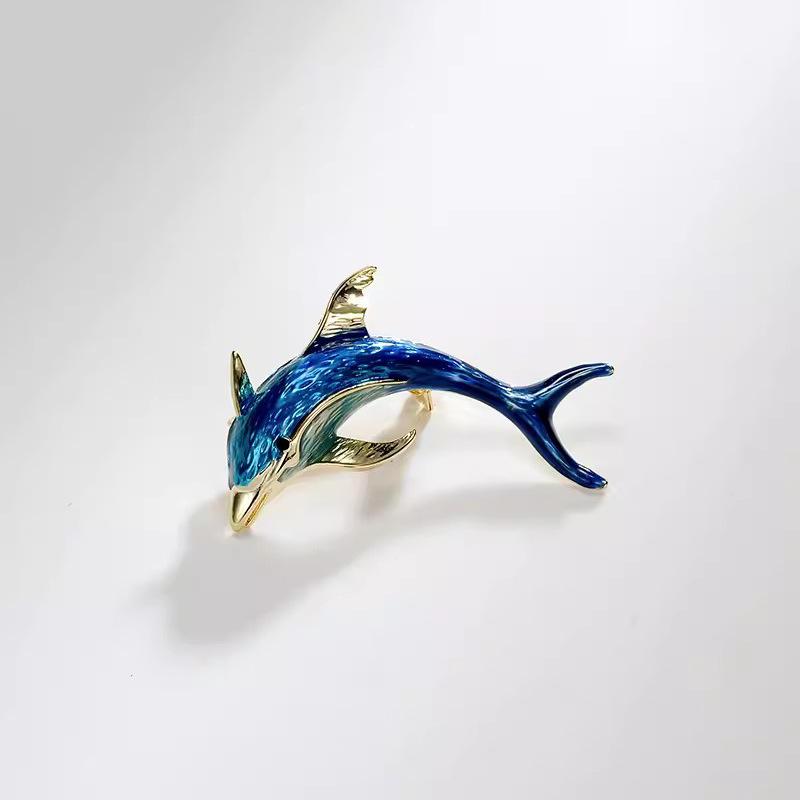 

Брошь в виде дельфина в китайском стиле, Изысканная эмалевая брошь высокого класса для женщин, Чувство дизайна, Нишевая брошь