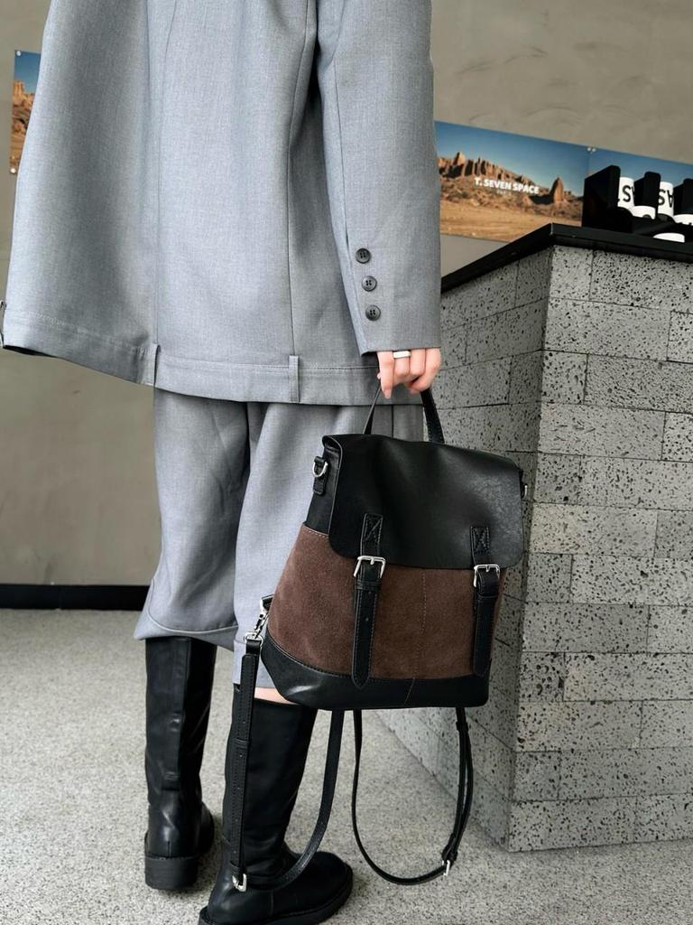 2025 Damen Wildleder Colorblock Großes Fassungsvermögen Retro Rucksack