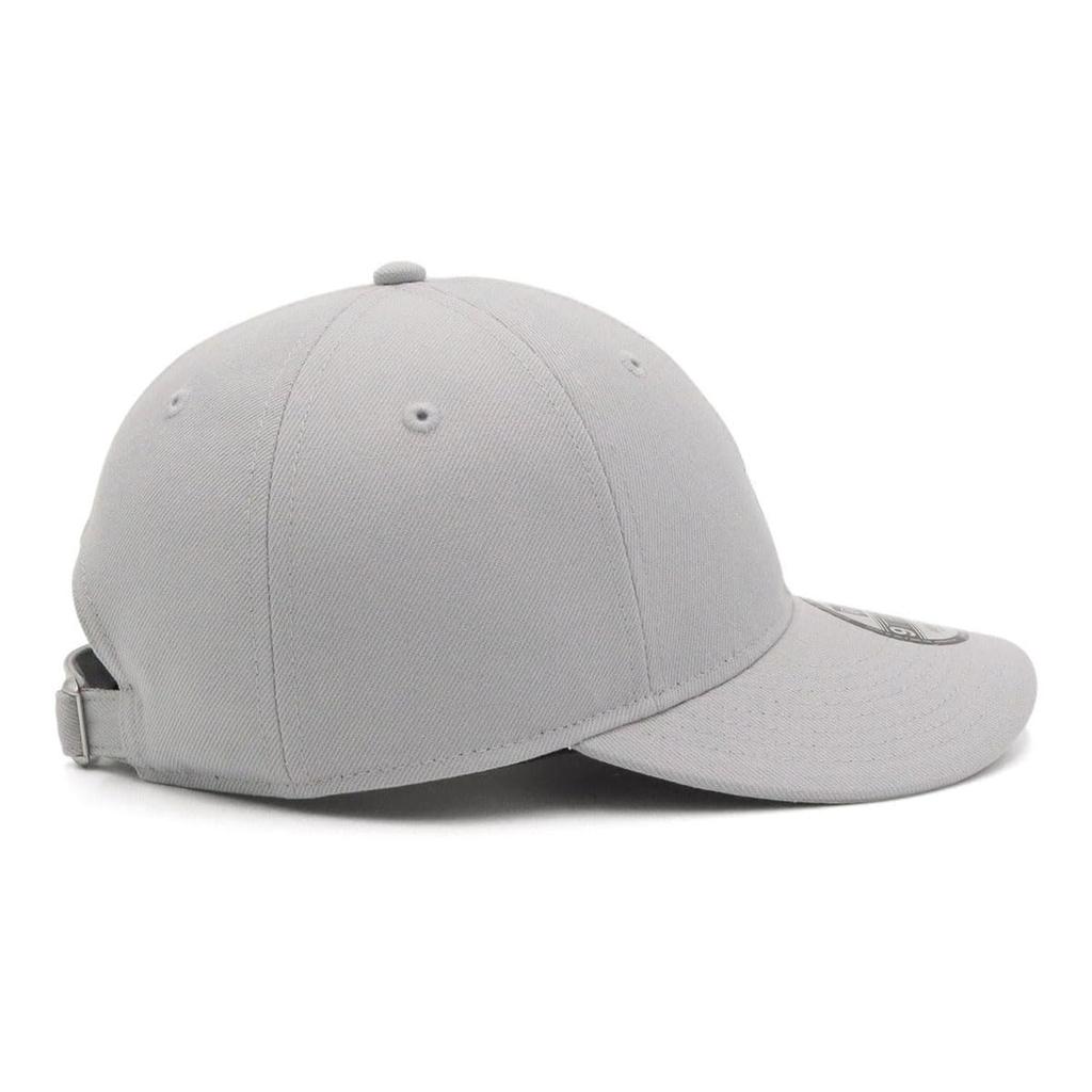 New Era 9Thirty New York Yankees ONSPOTZ NY Size 9Thirty Metallic Mini New York Yankees Cap, Exclusive, Gray, M/L, Logo, MLB,