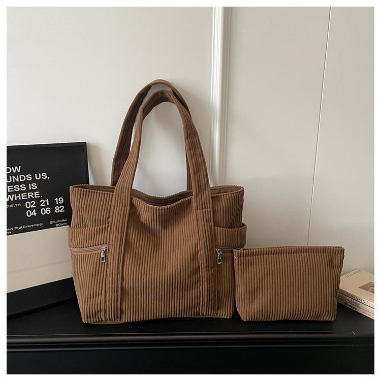 

New Stylish Corduroy Tote Bag for Women Commuting Shoulder Bag Fashiable and Versatile for Daily Use Handbag Fashi Trendy коричневый
