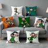 Gaston Lagaffe Classique Housse de Coussin Franco-Belge Housse de Coussin Douce en Microfibre Décoration de Canapé pour la Maison Housse Décorative Imprimée Surprise